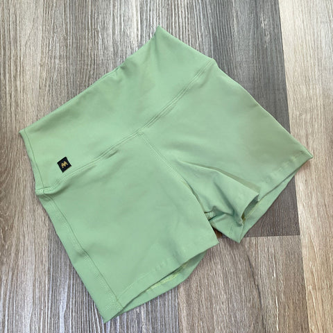 Short Basic - Verde Pistacho