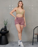 Short Nova -  Castaña